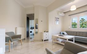 White Luxury Apartment